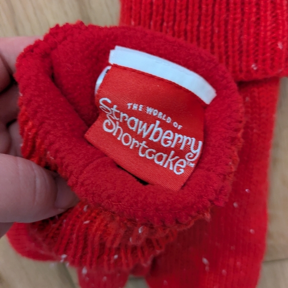 Strawberry Shortcake Mittens - Picture 2 of 5
